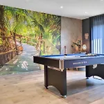 1 Bedroom Lovely In