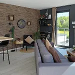 1 Bedroom Lovely In Apartment