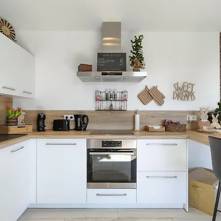 Apartmán 1 Bedroom Lovely In